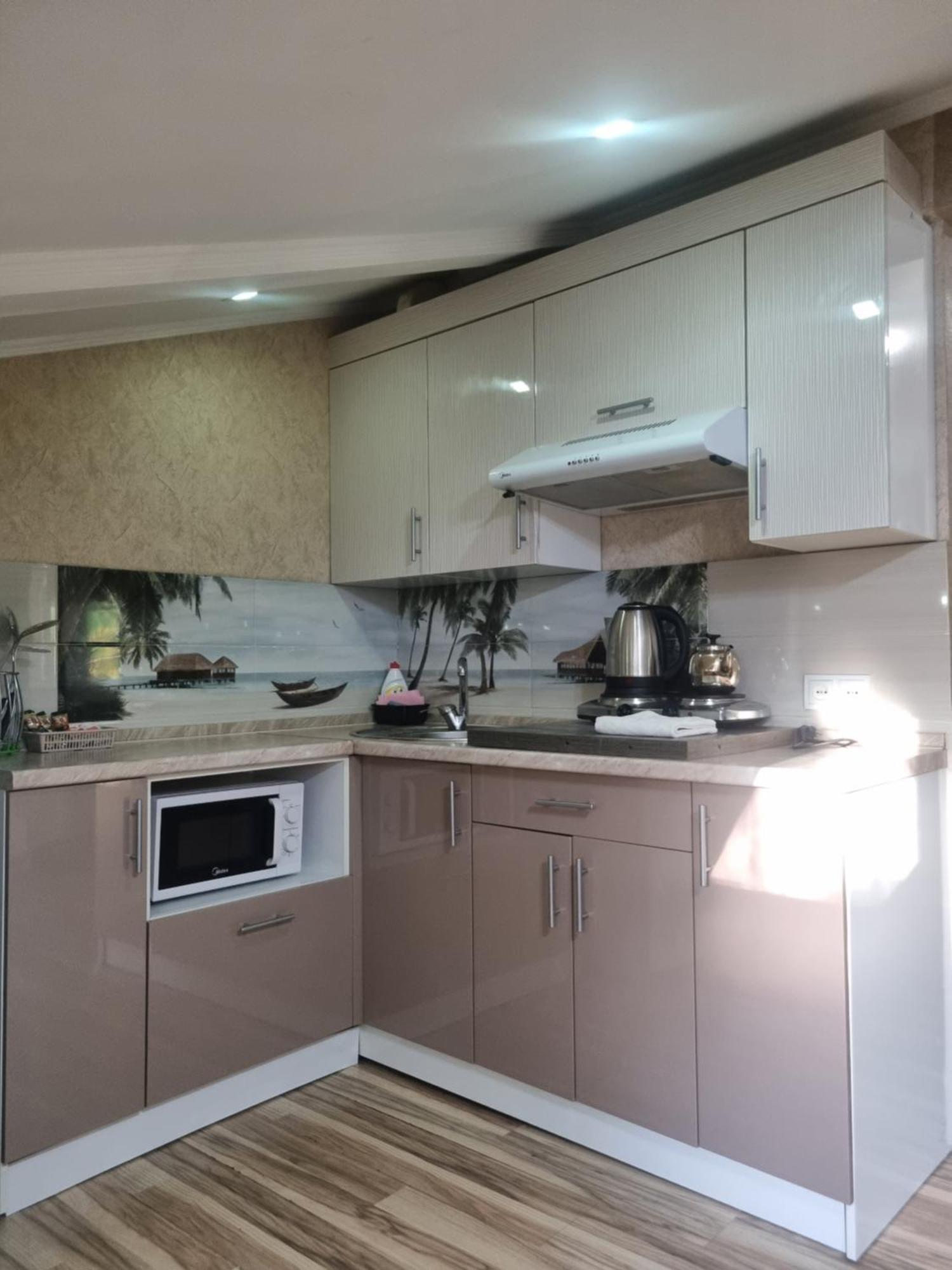 Apartments On Mustafa Ozturk Almaty Extérieur photo