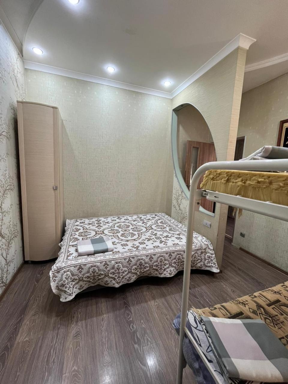 Apartments On Mustafa Ozturk Almaty Chambre photo