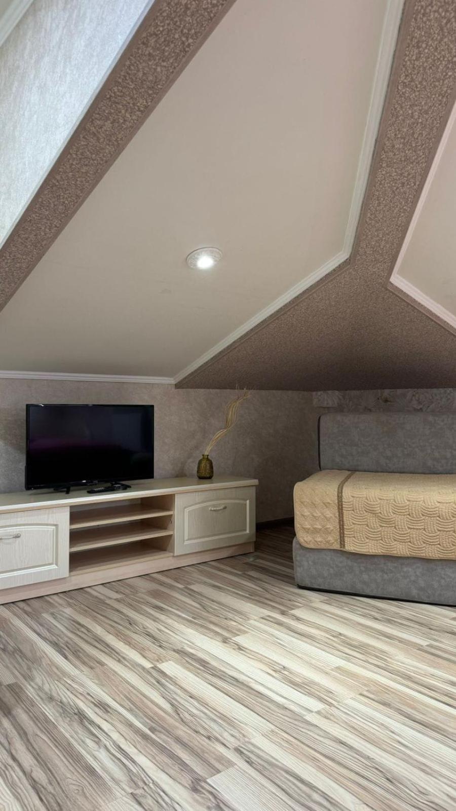 Apartments On Mustafa Ozturk Almaty Extérieur photo